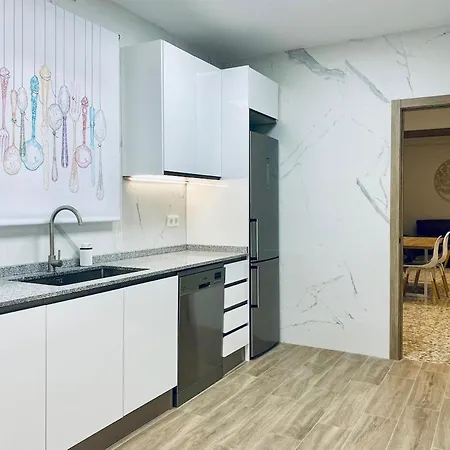 Acogedora Casa Familiar De 4 Y Gran Terraza A Metros De La Playa Дом отдыха *