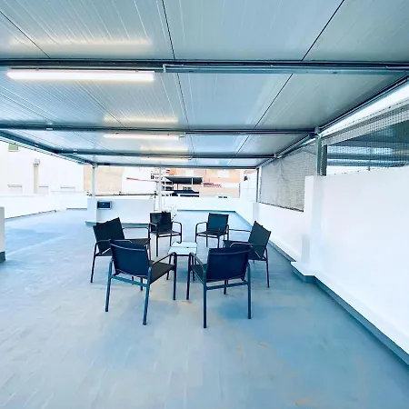 Acogedora Casa Familiar De 4 Y Gran Terraza A Metros De La Playa Дом отдыха *