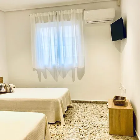 Acogedora Casa Familiar De 4 Y Gran Terraza A Metros De La Playa Сasa de vacaciones *