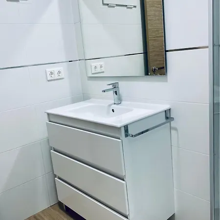 Acogedora Casa Familiar De 4 Y Gran Terraza A Metros De La Playa * Sagunto