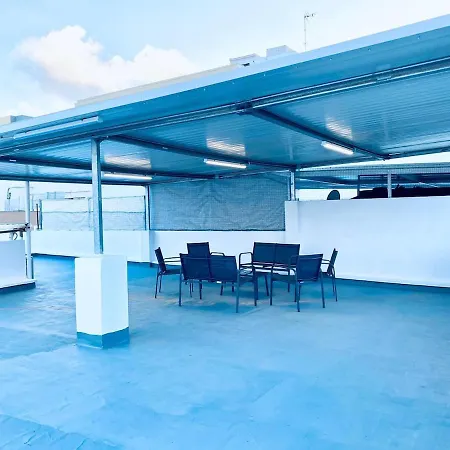 Holiday home Acogedora Casa Familiar De 4 Y Gran Terraza A Metros De La Playa *