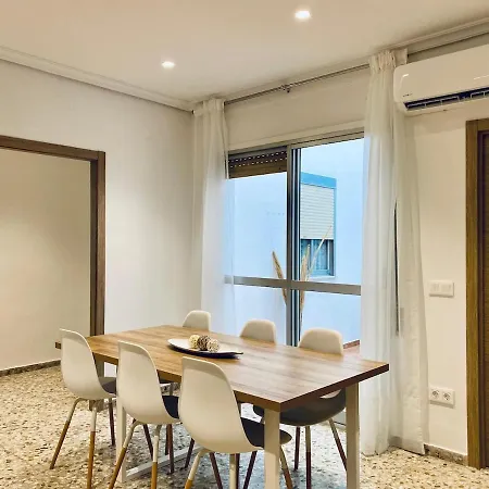 Holiday home Acogedora Casa Familiar De 4 Y Gran Terraza A Metros De La Playa Puerto de Sagunto
