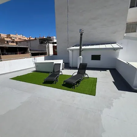 Acogedora Casa Familiar De 4 Y Gran Terraza A Metros De La Playa * Puerto de Sagunto
